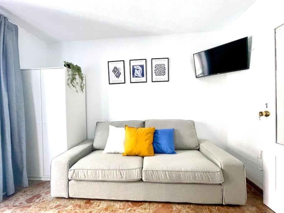 Beautiful & Sunny Apartment Malaga Exterior photo